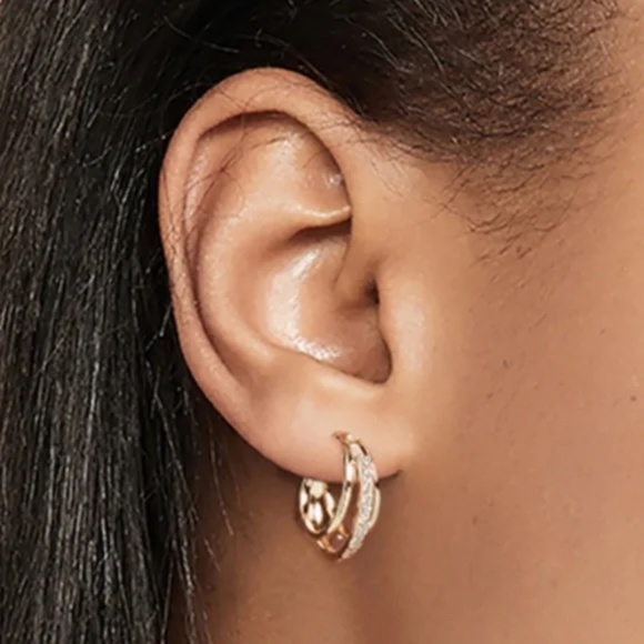 NEW SHASHI Trois Pave Hoops - Picture 4 of 12